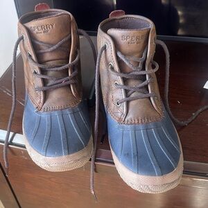Sperry men’s Two-Tone Adventure Boots